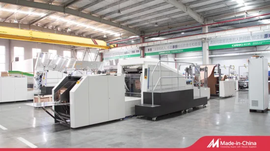 Support technique de l'équipe d'ingénierie à l'étranger 150PCS/Min-280PCS/Min Vitesse de production Sac en papier Making Machine
